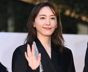 【女優】新垣結衣さん、“我慢できない欲”告白、犬の視線感じるとやめることとは！？