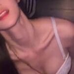クラブでドスケベ過ぎる格好で踊っている美女、見つかるｗｗｗｗｗ【他90枚】
