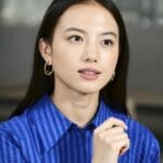 【女優】清原果耶さん 「初めてだらけの旅」パリでのドレスアップ姿披露!「オフショも全部かわいい!!」