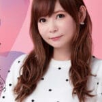 【画像】しょこたん、ジャケット前全開で⋯
