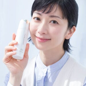 【画像】持田香織さん(45)のセーラー服の姿はこちら!