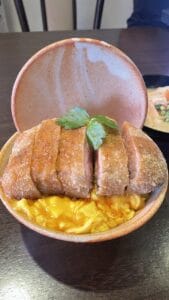 【画像】男の究極の「カツ丼」ついに見つかる