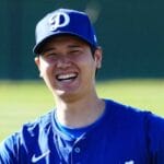 【朗報】大谷翔平さん、嫁さんと隣の席で嬉しそうｗｗｗｗｗｗｗ