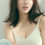 【画像】沢口愛華さん「爆乳です、顔はほぼ浜辺美波です」←この子