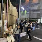【画像】新宿にあらわれた救世主たちwwwwwwwww