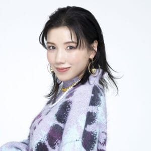【女優】仲里依紗さん、美バストのぞくキャミドレス姿披露 「カッコよすぎる」「完璧にギャル」絶賛の声!