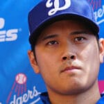 【画像】大谷翔平さん、とうとう顎髭が生えて中年親父になってしまう
