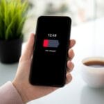 【朗報】スマホのカーボンバッテリー、軽量化で従来比4000→7000mAhに