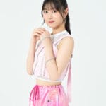 【アイドル】八木栞さんBEYOOOOONDSに囲まれ嬉しそう