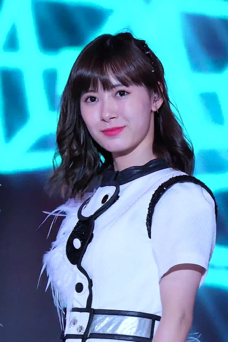 【画像】モー娘。'25生田衣梨奈さん（27）おっぱい谷間！