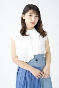 【画像】声優 新田恵海さん(41)、パンダコーデでパンダに会いに行く🐼