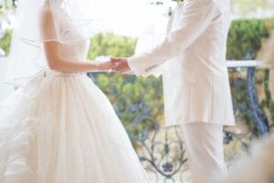 【悲報】婚活女子さん「28歳、175cm，年収600万円くらいの男性探してるのに一向に現れない」